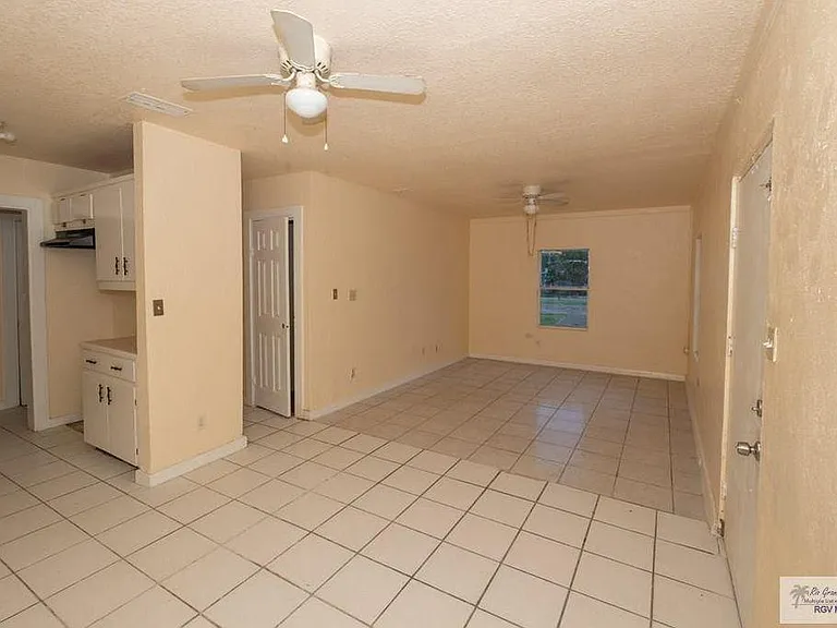 209 E Washington Ave #1 — Photo 12