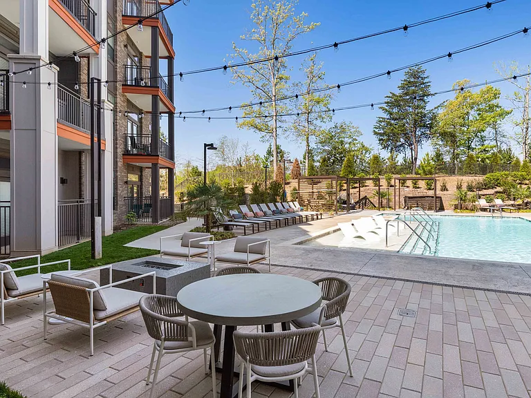 The Court at Redstone — Photo 40