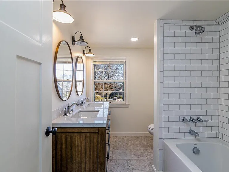 2510 Tillett Rd SW — Photo 17