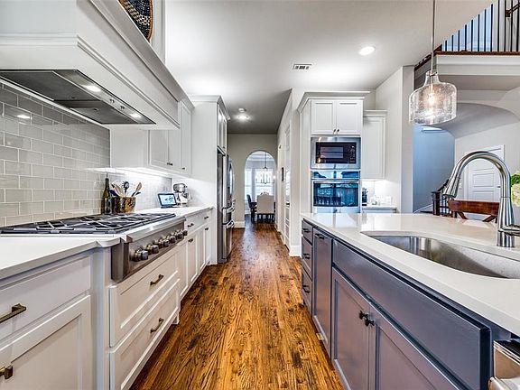 3rd image of 751 Ivy Glen Ct