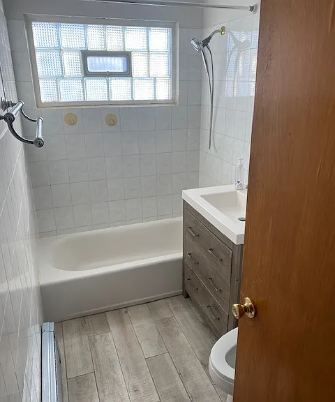 3345 Capitol St #2 — Photo 7