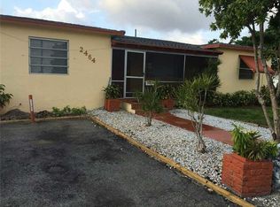2464 Arthur St, Hollywood, FL 33020