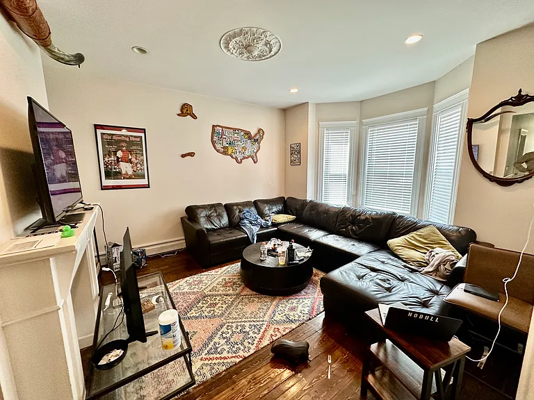 152 L St #1 — Photo 3