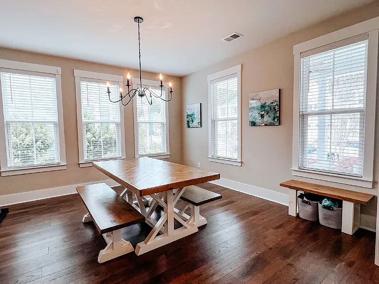 393 Oak Park St — Photo 24