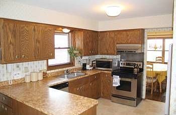 3rd image of 2230 Woodfield Cir