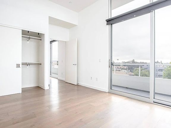 5th image of 12770 Caswell Ave #204