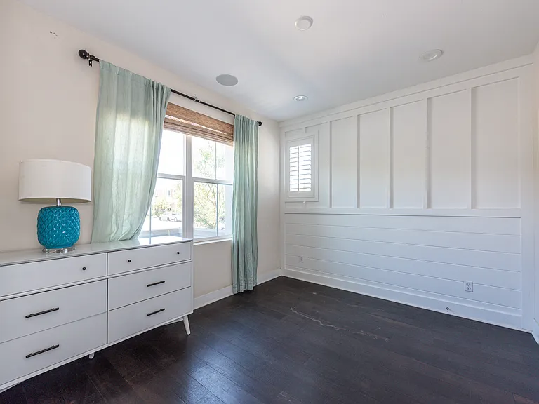 15862 Ellington Way — Photo 4