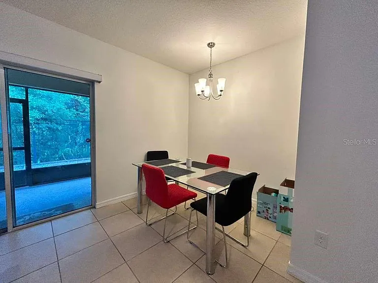 471 Arbor Lakes Dr — Photo 5