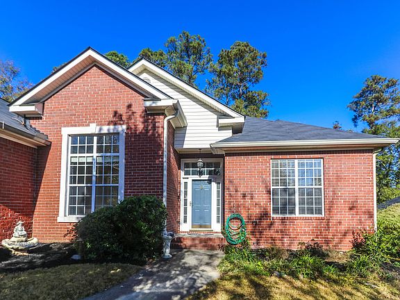 2nd image of 5803 Carriage Hills Dr