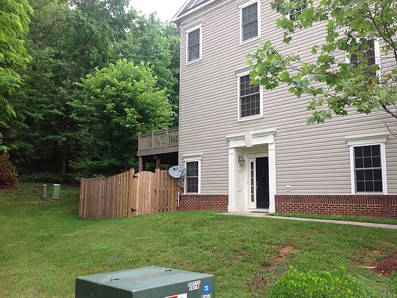 3rd image of 3362 Beechcliff Dr