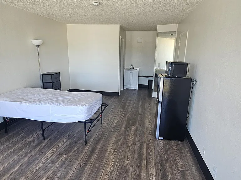 3345 Santa Rosa Ave — Photo 5