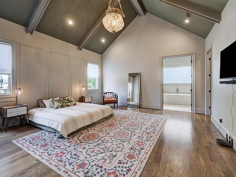 1322 Caywood Ln — Photo 18