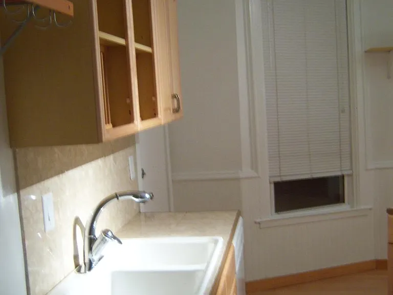3110 N Racine Ave #2 — Photo 5
