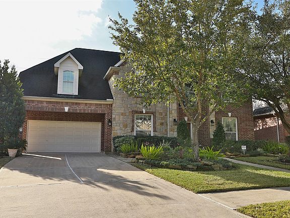 3rd image of 16035 Snowny Hills Dr