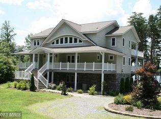 3801 Outer Banks Ln, Bumpass, VA 23024