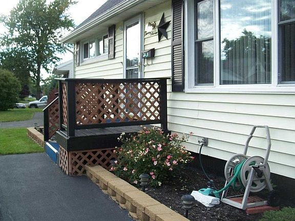 2nd image of 27 McClelland Ave