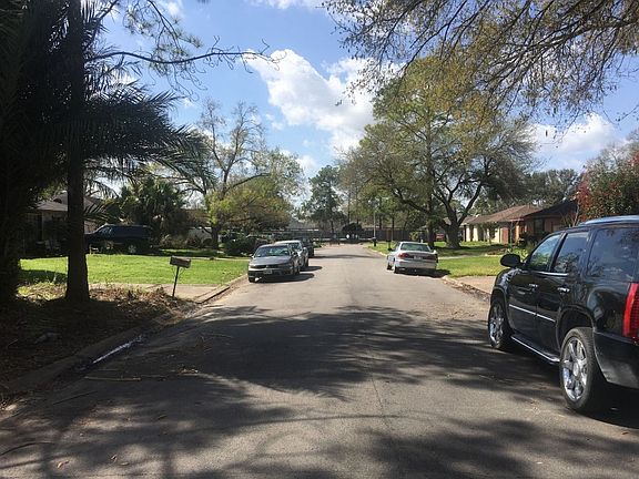 4th image of 11027 Triola Ln