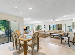 3 Stratford Dr APT A, Boynton Beach, FL 33436