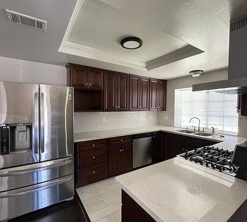 3rd image of 21600 Laurelrim Dr Unit A