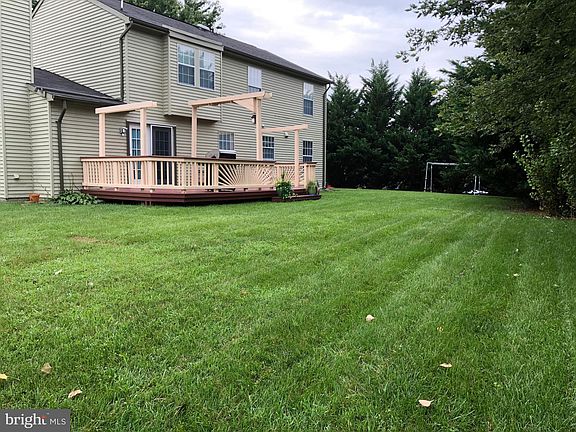 2nd image of 101 Fairfax Dr
