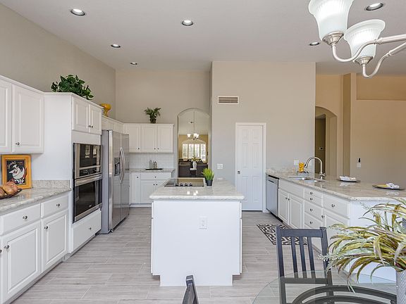 3rd image of 24701 S Saddletree Dr