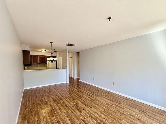 3rd image of 1204 Whitney Ave APT 406