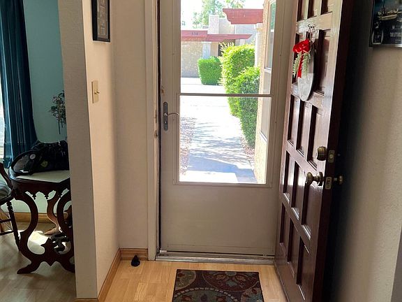 4th image of 537 S PALO VERDE Way