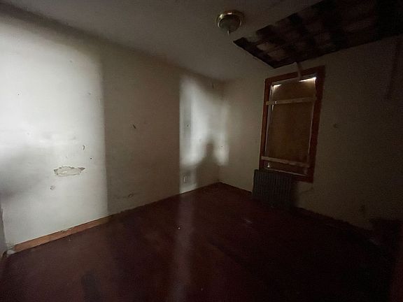 3rd image of 120-01 18th Ave #2