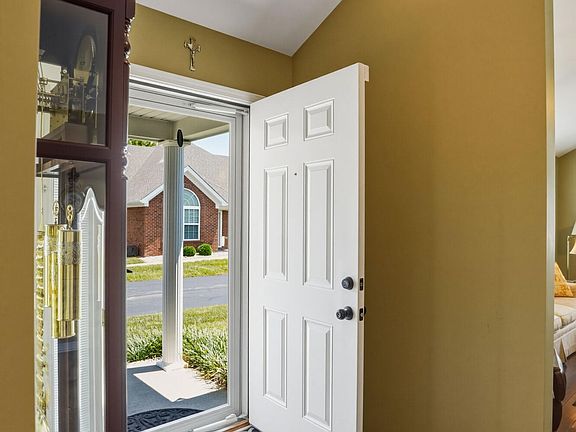 2nd image of 10717 Glenmary Springs Dr