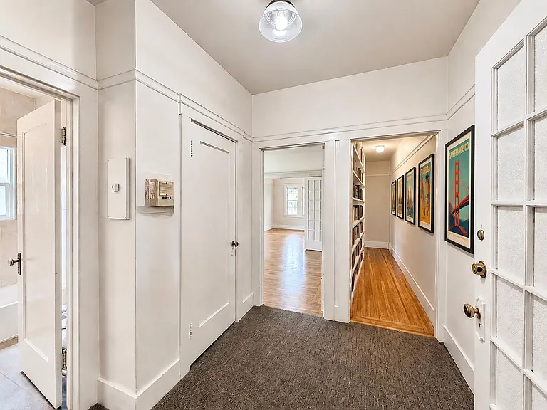 Wesley Way 730 — Photo 2