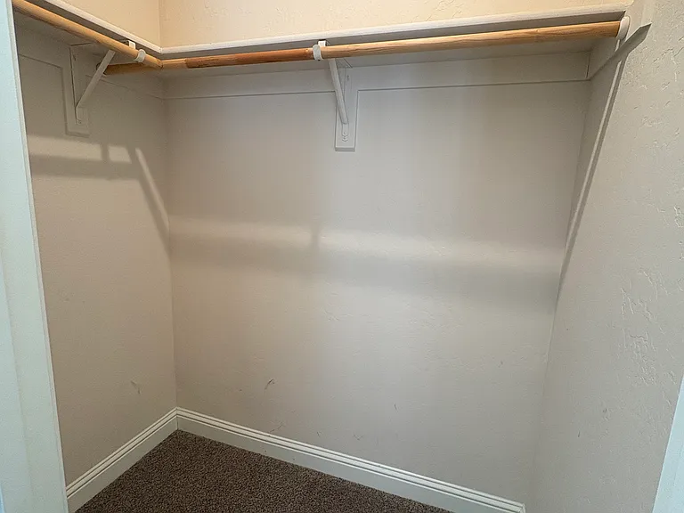 2214 N Hall Ct — Photo 16