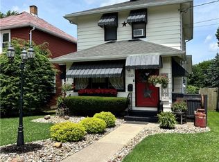 1220 Negley St, Farrell, PA 16121