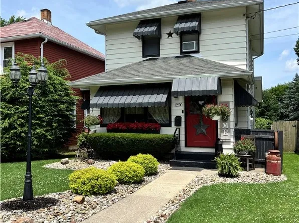 1220 Negley St, Farrell, PA 16121