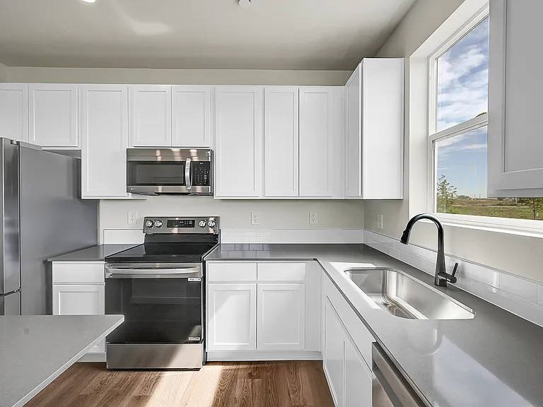 507 Condor Way — Photo 3