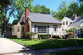 5th image of 208 Creston Ave