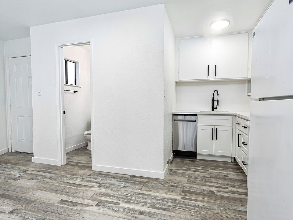 2nd image of 160 136th St S #11301047