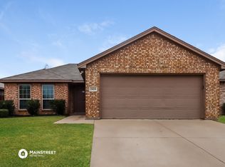 2424 Galemeadow Dr, Fort Worth, TX 76123