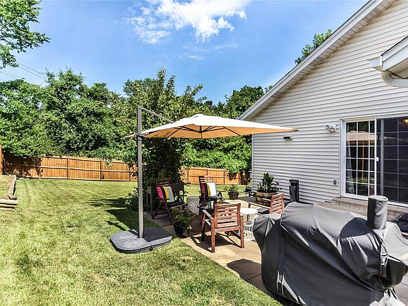 2nd image of 5637 Dove Meadow Ln