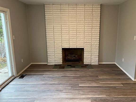 4th image of 28034 Liberty Dr #1