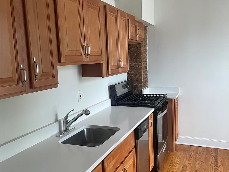1308 3rd Ave #1 — Photo 10