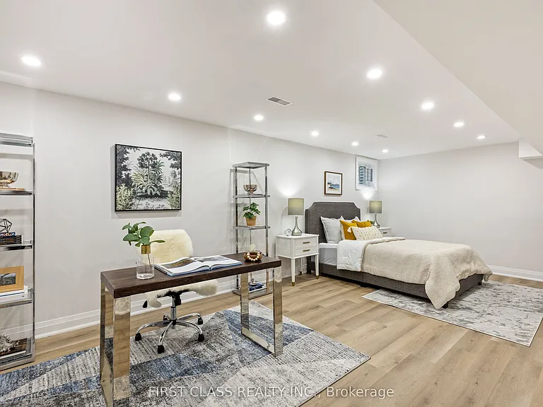 679 Village Pkwy — Photo 36
