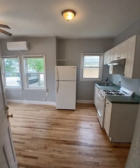 589 South St #1 — Photo 5