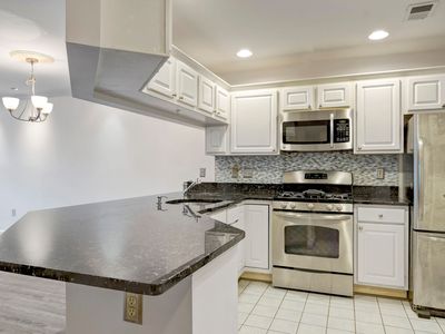 6924 Fairfax Dr UNIT 124, Arlington, VA, 22213