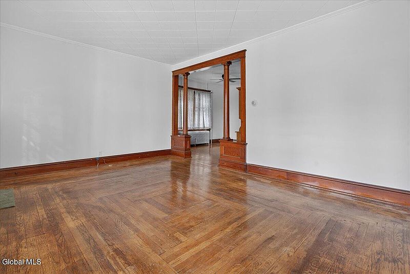 4th image of 99 James Street