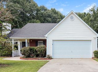 4110 Eden Valley Dr, Loganville, GA 30052