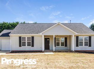 9913 Meadowmead Ct, Charlotte, NC 28273