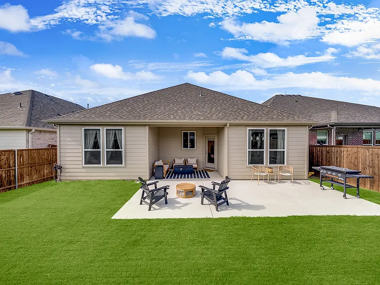1109 Nathan Ln — Photo 30
