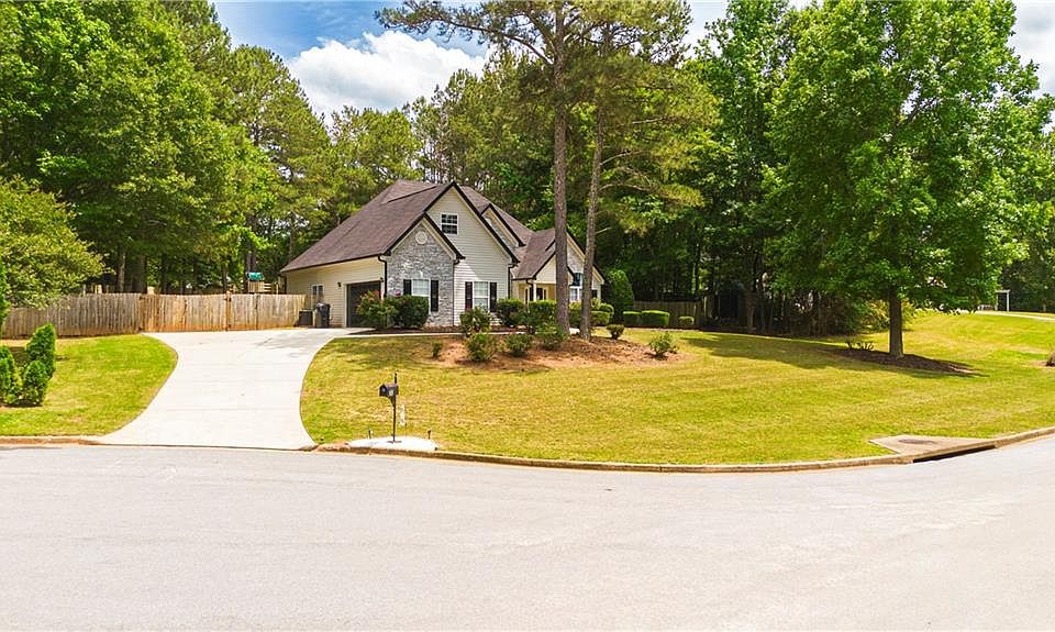 1st image of 30 Carmel Dr