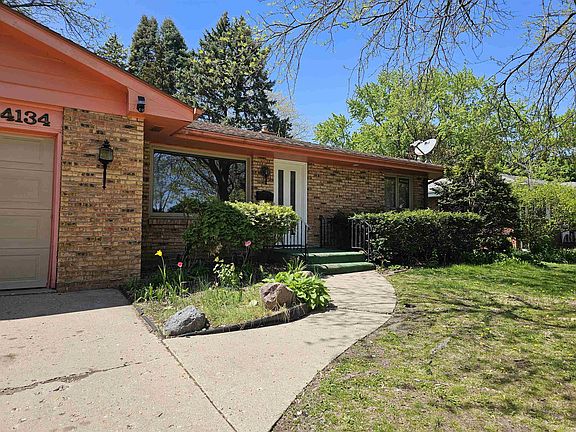5th image of 4132 Eastridge Dr