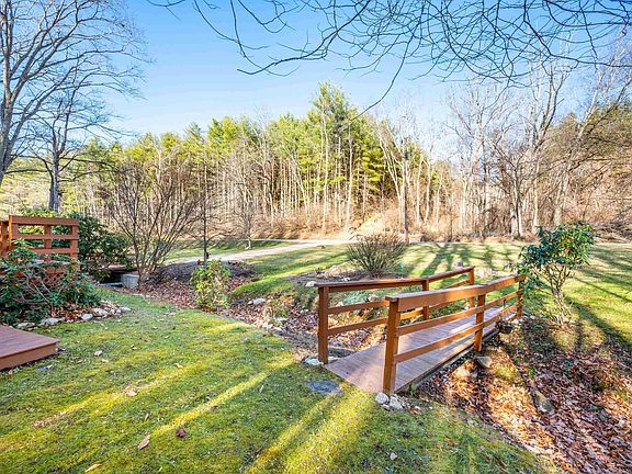 4th image of 2230 Sowers Rd NE